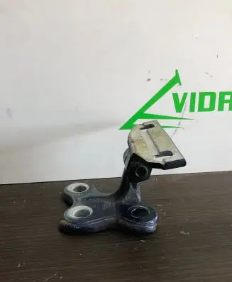 Volvo V60 Front door upper hinge 31299543