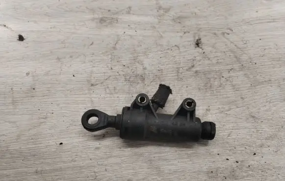BMW 3 E46 Clutch master cylinder