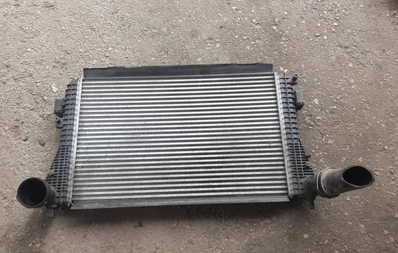 Volkswagen PASSAT B6 Intercooler radiator 3C0145805P