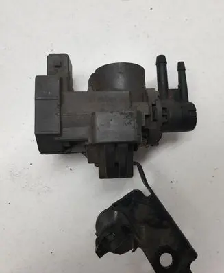 Nissan X-Trail T31 Turbo solenoid valve 14956JD70A