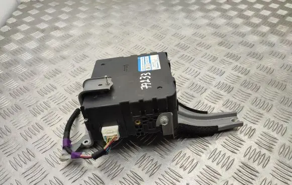 Lexus RX 330 - 350 - 400H Brake system control unit/module 8968048010
