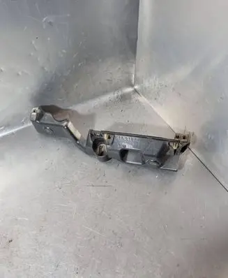 Renault Scenic III - Grand scenic III Front bumper mounting bracket 631223715R