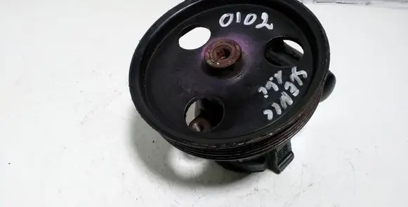 Renault Scenic I Power steering pump 26077782 7700431286 7700431283