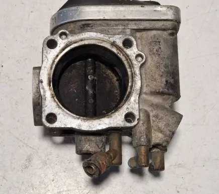 Volkswagen Touran I Throttle valve 06A133062AB 03285T A2C53042125
