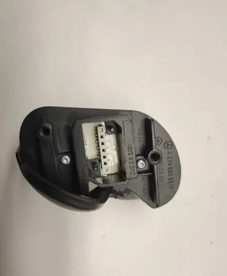 Mercedes-Benz CLS C219 Steering wheel buttons/switches A2308202310