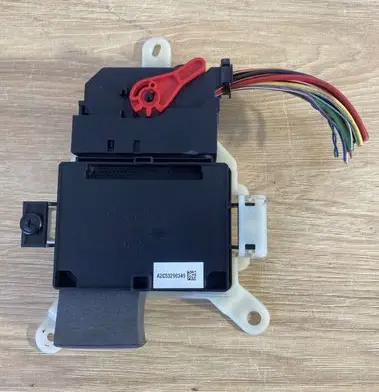 Volvo V70 Hand brake control module A2C53296349