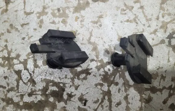 Mercedes-Benz GL X166 Radiator mount bracket 