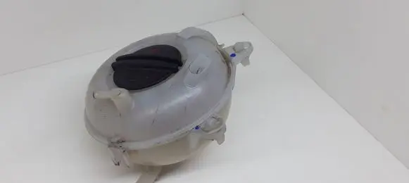 Audi Q2 - Coolant expansion tank/reservoir 5Q0121407