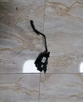 Volvo S40, V40 Accelerator throttle pedal 30865642 M865642 6PV00830100
