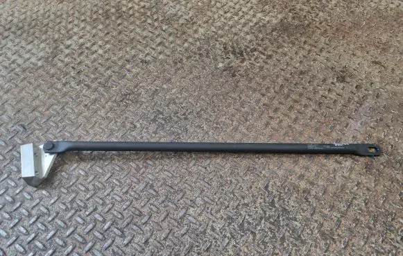 Radiator support slam panel bracket