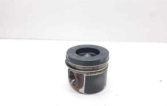 BMW X5 E70 Piston 84L110