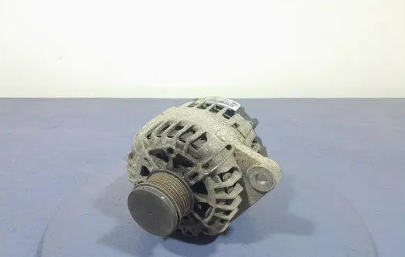 Opel Insignia A Generator/alternator 13588306