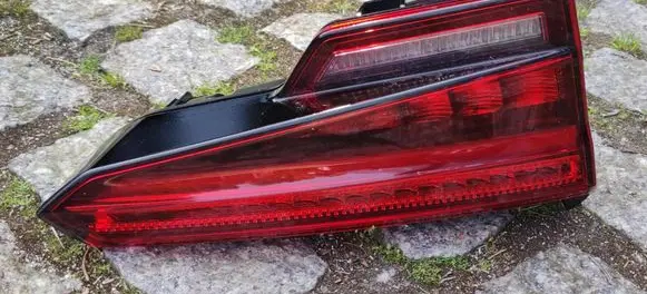 Audi A4 S4 B9 8W Tailgate rear/tail lights 8W5945094