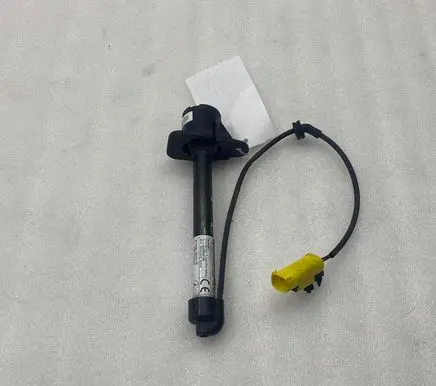 Mercedes-Benz GLS X166 Bonnet Pedestrian Airbag Actuator 1669060002