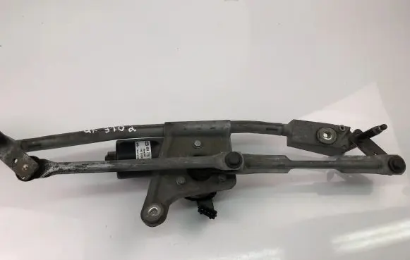 Volvo V70 Wiper motor 8648343