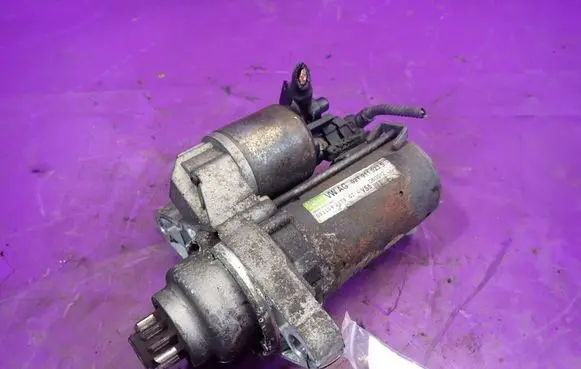 Skoda Fabia Mk2 (5J) Starter motor 