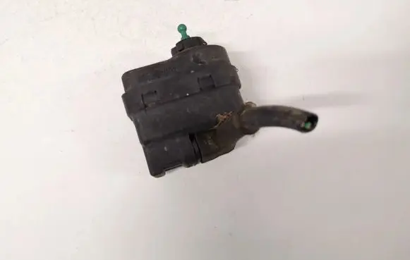 Headlight level adjustment motor