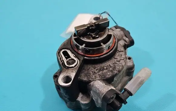 Vacuum pump