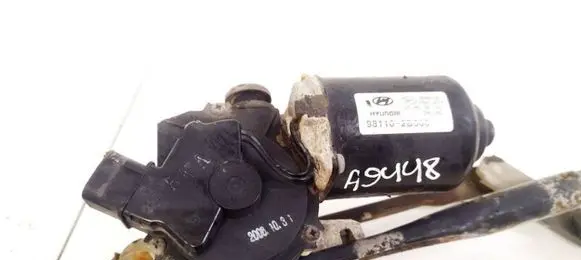 Hyundai Santa Fe Wiper motor 981102B000 98110-2B000