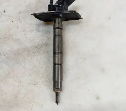 Volkswagen Touareg I Fuel injector 059130277AB 060311 0445115037