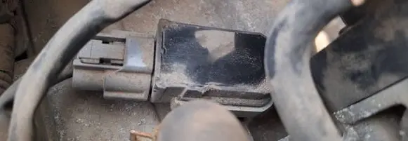 High voltage ignition coil