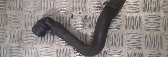 Volkswagen Golf VI Engine coolant pipe/hose