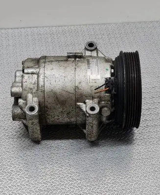 Renault Megane II Air conditioning (A/C) compressor (pump) 7711135105 0409206086