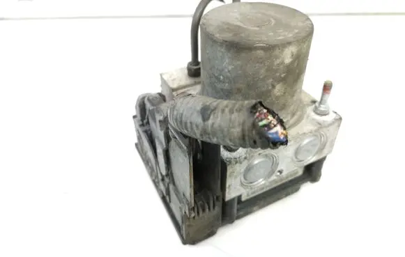 Toyota Verso ABS Pump 445400F031 0265230017