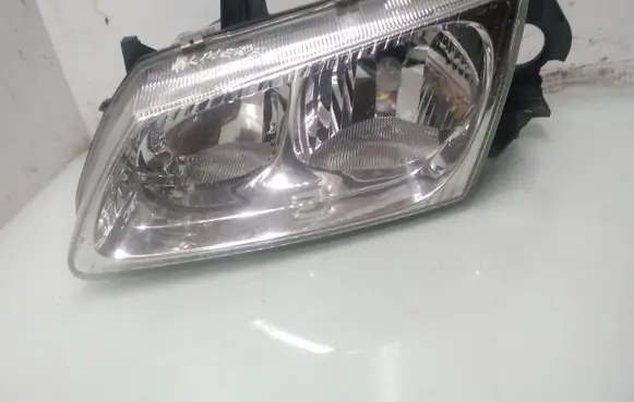 Nissan Almera N16 Headlight/headlamp 26060BN011