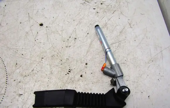 Nissan Qashqai Timing belt tensioner 308504310