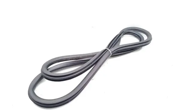 Peugeot 2008 II Front door rubber seal 