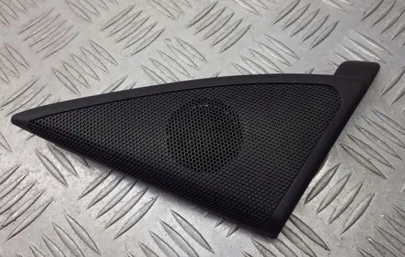 Mercedes-Benz C W203 Plastic wing mirror trim cover A2037200248