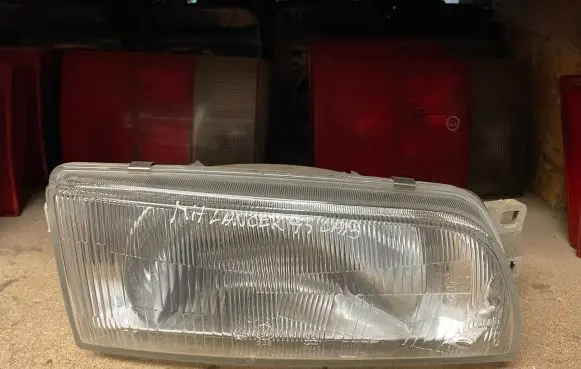 Mitsubishi Lancer Headlight/headlamp 7026