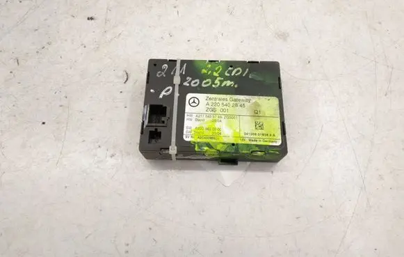 Mercedes-Benz S W220 Gateway control module A2205402845 2205402845