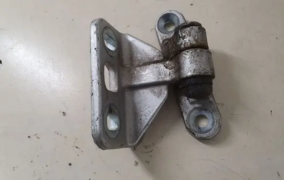 Rear door upper hinge
