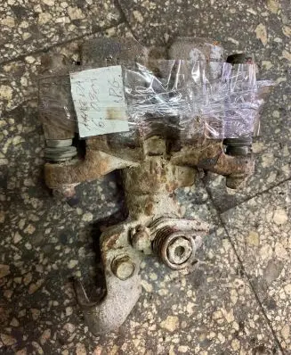 Rear brake caliper