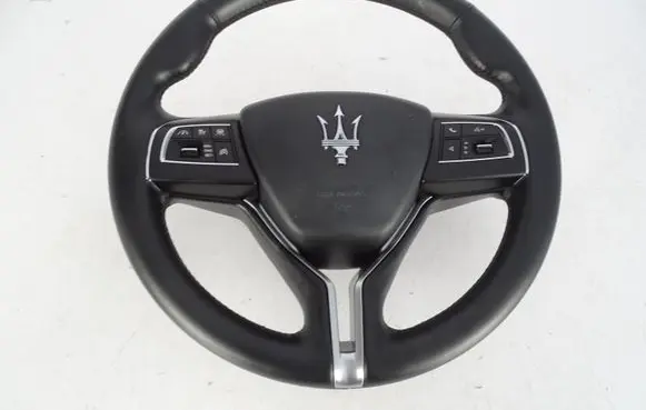 Maserati Quattroporte Steering wheel airbag