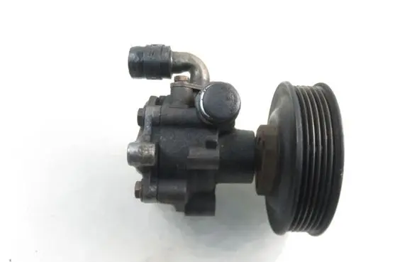 Volkswagen Golf IV Power steering pump 1J0422154B