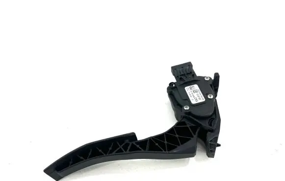 Opel Insignia A Accelerator throttle pedal 13237352 6PV00976500