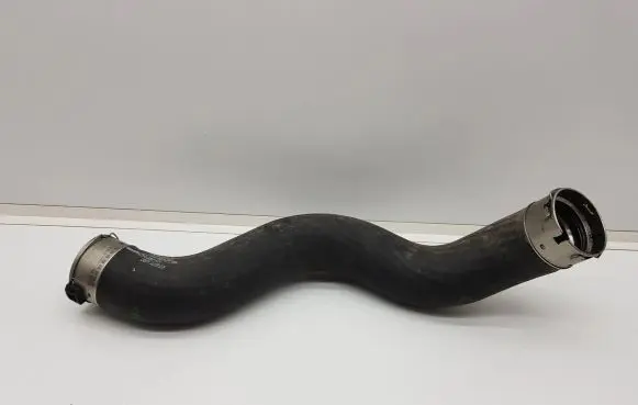 Mercedes-Benz A W176 Intercooler hose/pipe A2465281182 3145DB32 L24307H