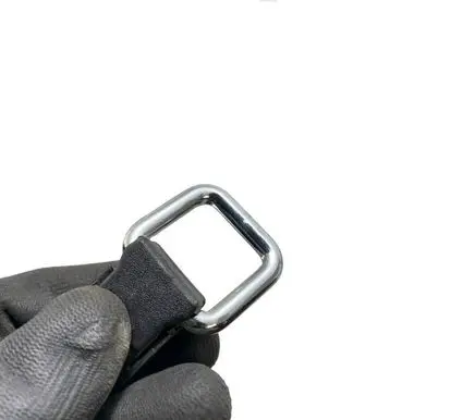 Jeep Grand Cherokee Tie down hook / loop 