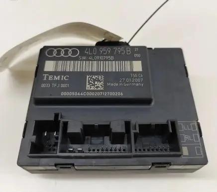 Audi Q7 4L Door control unit/module 4L0959795B 4L0910795B