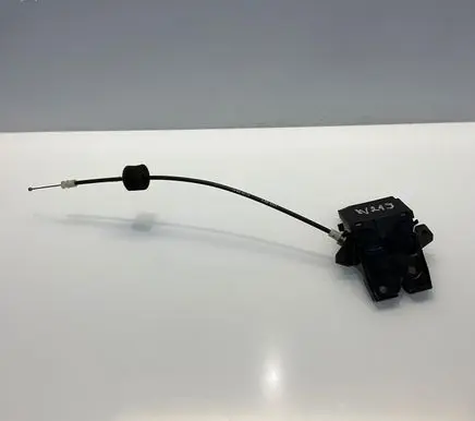 Mercedes-Benz CLS C219 Loading door lock A1717500085 A1717500185 1717500085