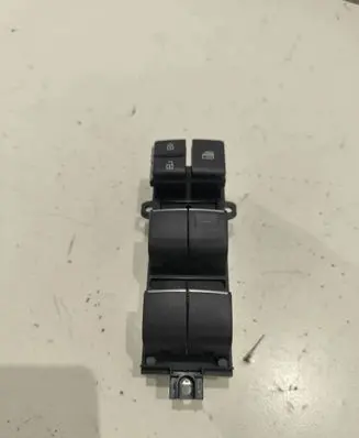 Toyota RAV 4 (XA50) Electric window control switch 8404042050 07320A112649