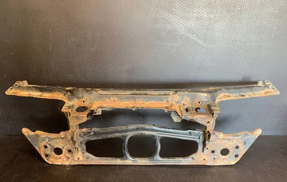 BMW 3 E46 Top upper radiator support slam panel 8362434
