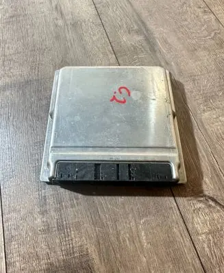 Mercedes-Benz S W220 Engine control unit/module A1111530779 5WK90389 024021303926