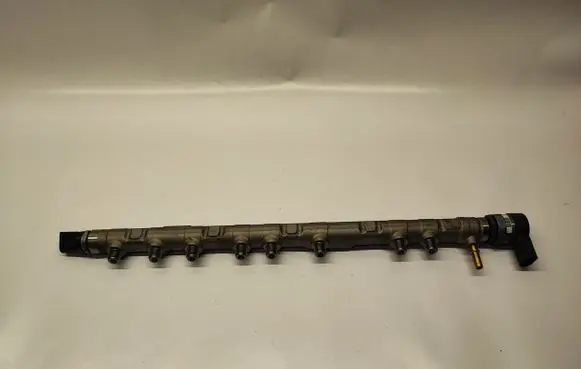 BMW X5 F15 Fuel main line pipe 8508155 850815504