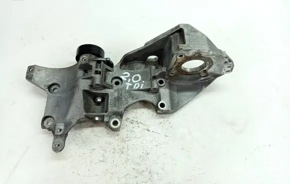 Skoda Roomster (5J) Generator/alternator bracket 03L903143Q