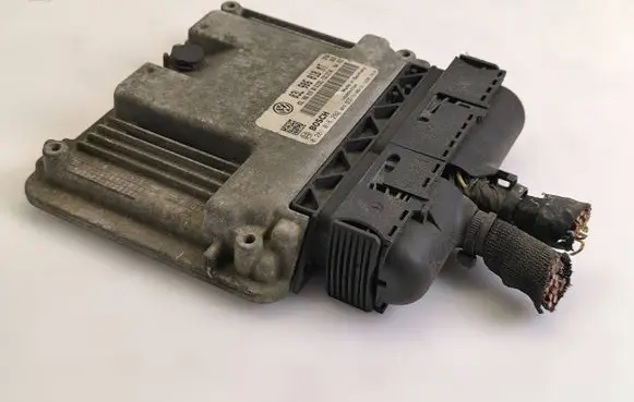 Skoda Octavia Mk2 (1Z) Engine control unit/module 03L906018MT 03L906018BR 0281018292