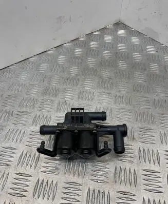 BMW 5 F10 F11 Coolant heater control valve 9119164 1147412200